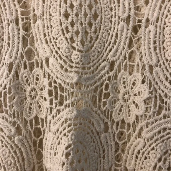 Anthropologie Solitaire Cream Crocheted Top - Picture 3 of 4